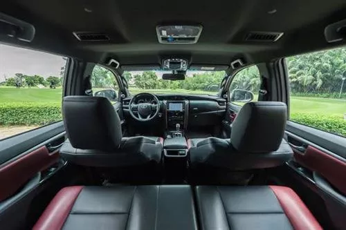 Cung cấp dịch vụ thuê xe du lịch